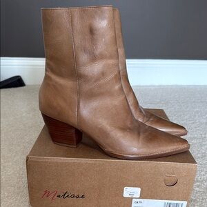 Matisse Tan Heeled Boots with Western Style and Pointed Toe